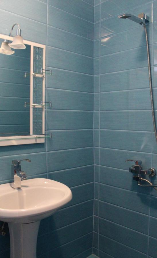 Guest House Racha Ambrolauri Zewnętrze zdjęcie