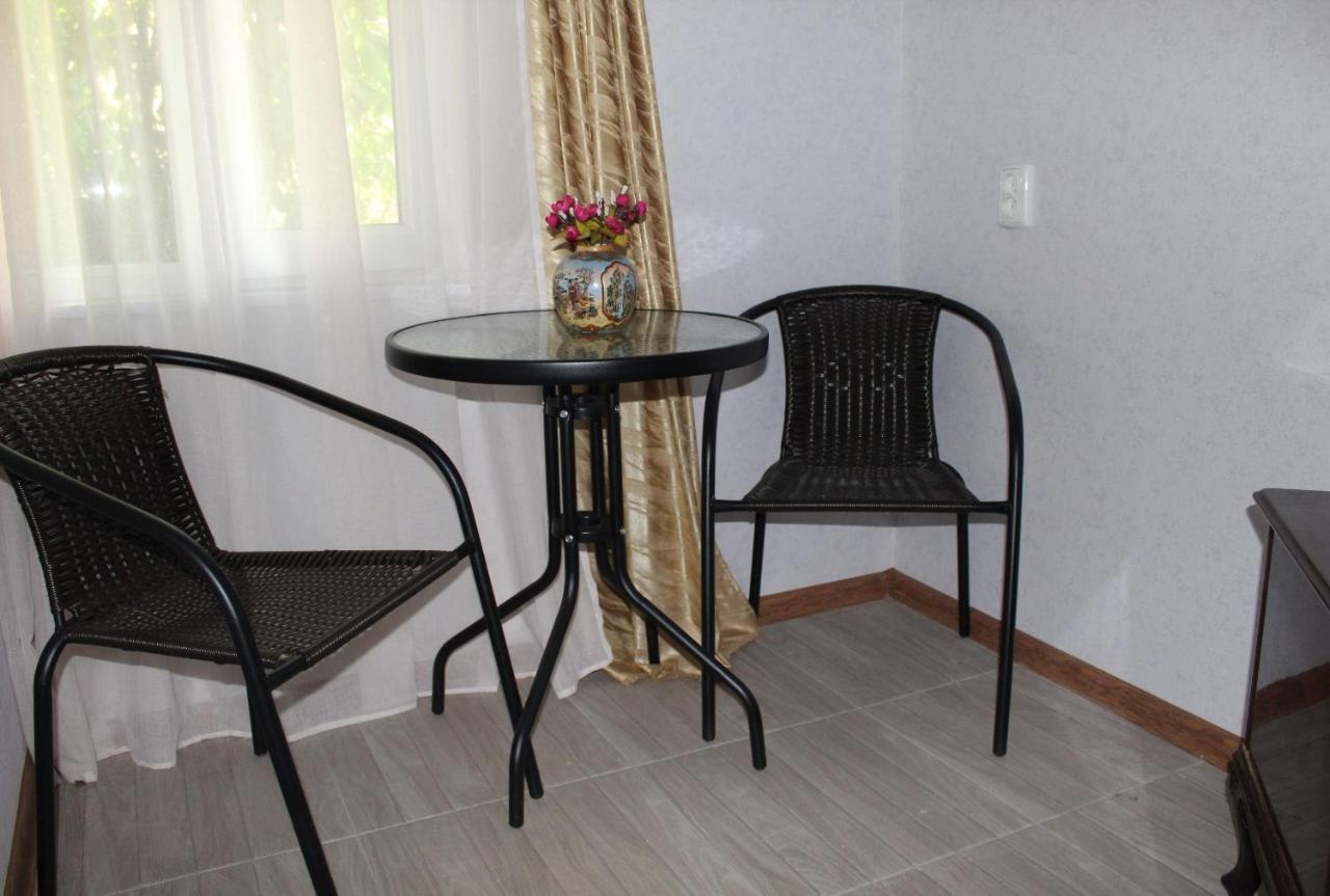 Guest House Racha Ambrolauri Zewnętrze zdjęcie