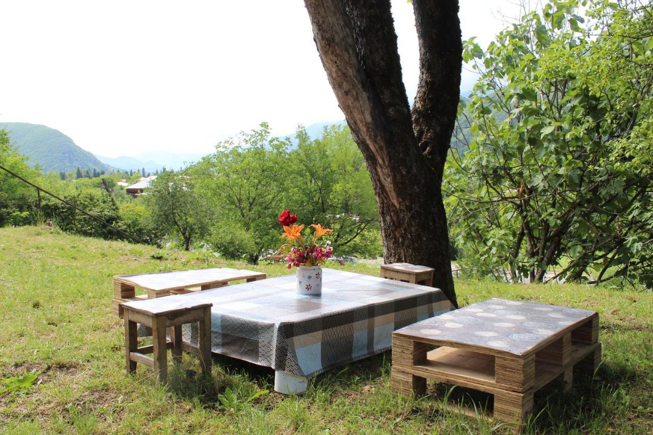 Guest House Racha Ambrolauri Zewnętrze zdjęcie