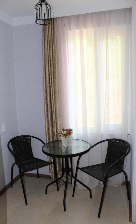 Guest House Racha Ambrolauri Zewnętrze zdjęcie