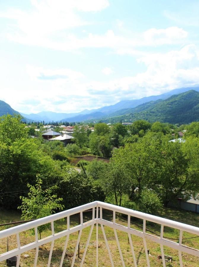 Guest House Racha Ambrolauri Zewnętrze zdjęcie