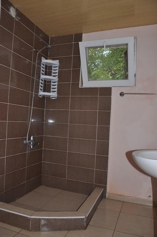 Guest House Racha Ambrolauri Zewnętrze zdjęcie