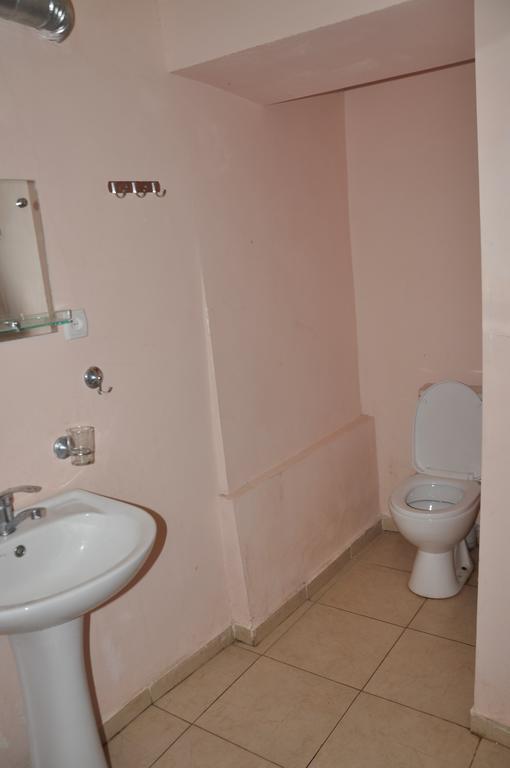 Guest House Racha Ambrolauri Zewnętrze zdjęcie